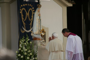 pope-fatima-2010-211